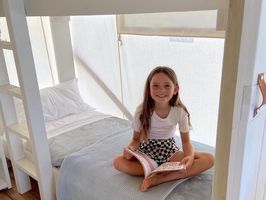 Luxe Tent Gold Village : Kinderkamer met stapelbed en een 1 persoonsbed