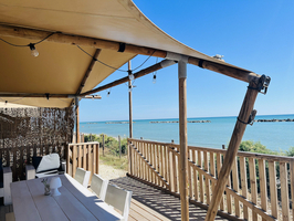 Luxe Tent Gold Seaview : Uitzicht vanaf de veranda
