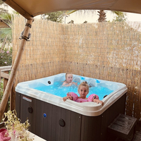 Luxe Tent Gold Village : Lekker genieten in de spa op de veranda