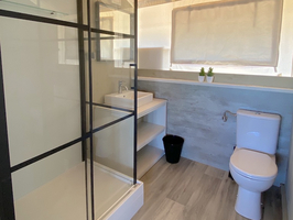 Luxe Tent Diamond Seaview : Mooie ruime badkamer 