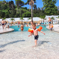 Villa Alwin Beach Resort Zwembad : Lekker spelen 