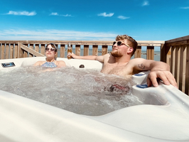 Luxe Tent Gold Seaview : Genieten in de spa op de veranda